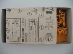 Kibri HO Model Kit 10604: MB Tractor w/ Heavy Duty Scheuerle Prism Trailer