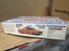 Aoshima Datsun 720 Truck Custom Cal Look Model Kit 1/24 Scale