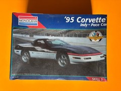 1995 CHEVROLET CORVETTE INDY PACE CAR MODEL KIT MONOGRAM 1/24 SCALE NEW SEALED!!