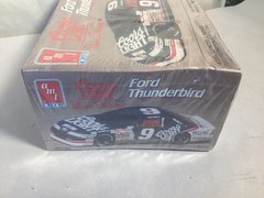 AMT/ERTL #6740 Ford Thunderbird Bill Elliott 1:25 model kit new in shrink wrap