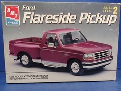 🌟 Holley Predator Engine Parts 1992 F-150 1:25 Scale 1000s Model Car Parts 4 Sa