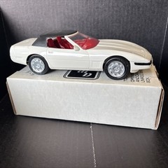 1992 Corvette Convertible – White with Red Interior- 1,000,000th Special Edition