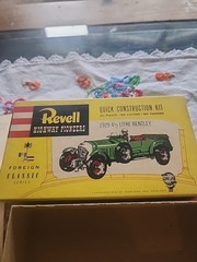 VTG NIB 1954 REVELL HIGHWAY PIONEER 1929 4 1/2 LITRE BENTLEY MODEL KIT. H63:89