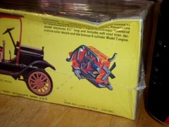 [BUDWEISER] 1923 T FORD DELIVERY VAN, Plastic Model Kit, [ 5-7/8″ LONG ] VINTAGE