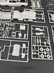 1:25 Lindberg 72156 Color Me Gone 1964 Dodge 330 Super Sport Car Kit PM0908
