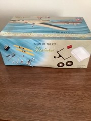 AMT 1970 Pontiac Bonneville And Speedboat/Trailer 1/25