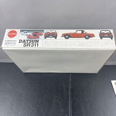 Nichimo Datsun Fairlady SR311 2000 1968-1970 Hard Top 1/24 Model Kit #HC-2405
