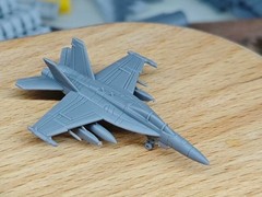1 /350/400/700 American EA-18G electronic fighter jet Unpainted/1pc