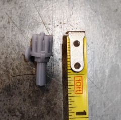 3D Printed 1:18 – 1:16 V8 Distributor w/ Molded In Pilot Holes For Ignition Wire