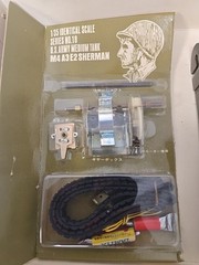 Vintage Tamiya U.S. Army Medium Tank M4 A3E2 SHERMAN Model Kit 1:35 Scale READ