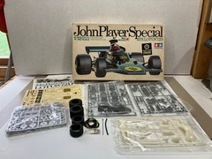 TAMIYA 1/12 SCALE JOHN PLAYER SPECIAL JPS LOTUS 72D MODEL KIT – SEALED INSIDE