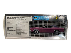 AMT/Ertl 1970 Dodge Challenger R/T Vintage 1994 1:25 Model Kit NEW SEALED #6466