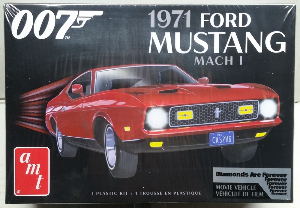 007 1971 Ford Mustang MACH 1 w 351 V8 Molded Red 1/25 Plastic Model Kit NEW 2022