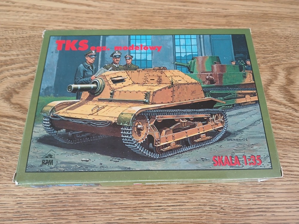 RPM – WWII Polish TKS Tankette with 7.92mm Wz.30, 1/35 Scale Model
