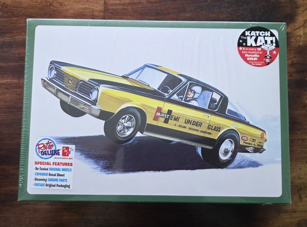 1/25 1966 Plymouth Barracuda Hurst Hemi Under Glass Funny Drag Car