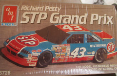 AMT ERTL 6728 #43 PETTY STP GRAND PRIX WRAPPED 1:25 KIT 1990 Issue MORE LISTED