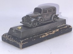 Metal 1932 Chevrolet BA Confederate Sedan Promo Desk Display 1/56 on Wood Base