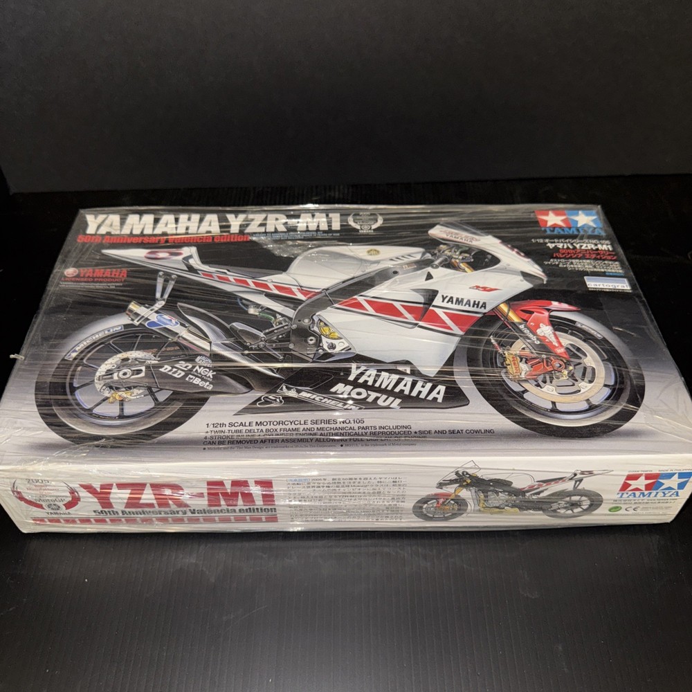 TAMIYA 1/12 No.105 Yamaha YZR-M1 50th Anniversary Valencia (JP IMPORTED) SEALED)