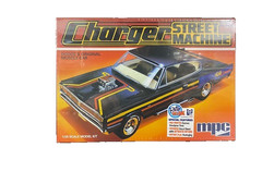1967 Dodge Charger Street Machine MPC 1028 Dodge’s Original Muscle Car 1/25