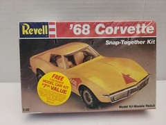 Revell Snap-Together 68 Corvette 1:32 Scale # 6032 Year 1987 Sealed