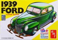 1939 Ford Tudor Sedan Street Rod Series 1/25 Scale Skill 2 Model Kit by AMT