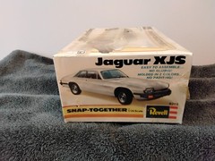 Revell Snap – Together * Jaguar XJS NEW NIB Model Kit 1/25 scale