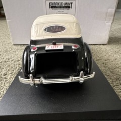 Fairfield Mint 1937 Cord 812 Supercharged Black White Red Model Car Opening Doo…