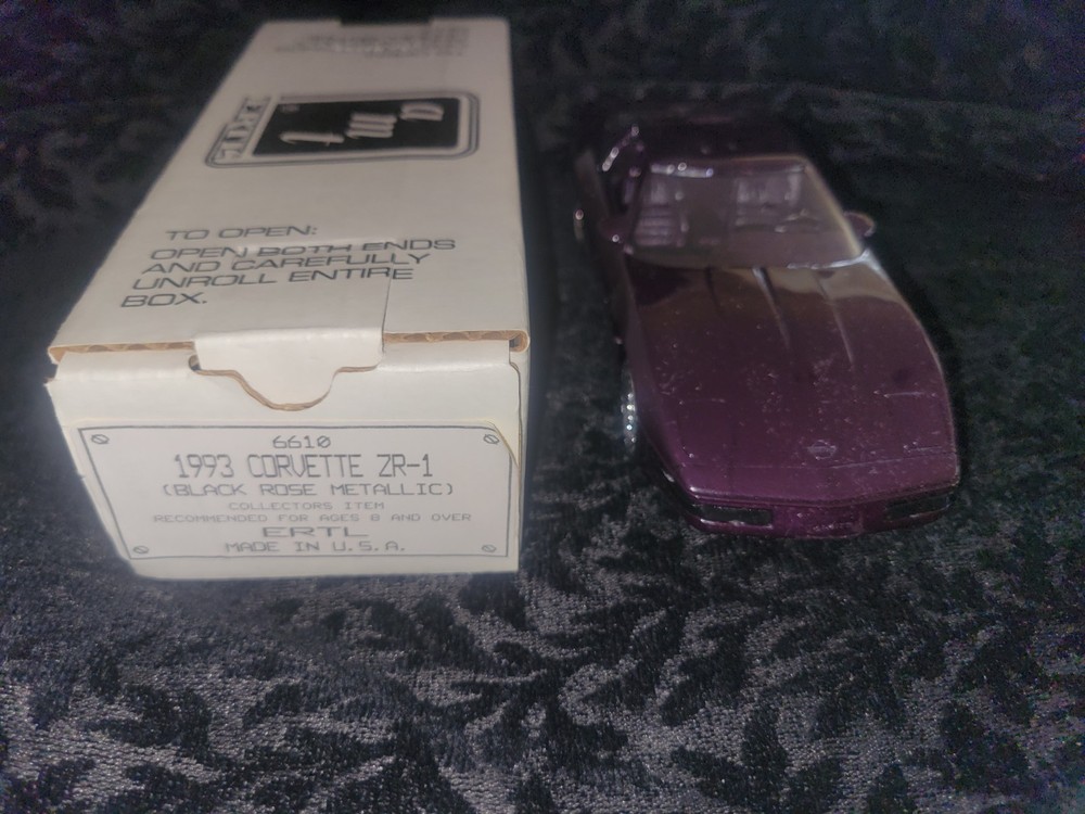 Vintage 1992 AMT ERTL Chevrolet CORVETTE ZR-1 Dealer PROMO Car Anniversary 6566