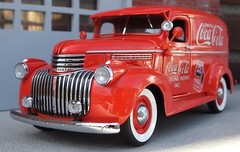Coke Delivery Truck 1/24 w Custom Accessory Grouping