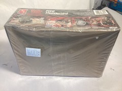 AMT/ERTL #6740 Ford Thunderbird Bill Elliott 1:25 model kit new in shrink wrap