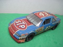 AMT Ertl 6728 1/25 Richard Petty’s #43 STP Pontiac Grand Prix Built up Nicely