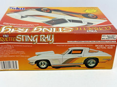 Vintage MPC 1967 Corvette Sting Ray Model Kit 1:25-6357-SEALED PARTS/NIOB