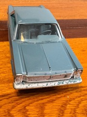 1965 Ford Galaxie 500 XL Dealership Promo Car 1:25 SCALE 8.25×3″