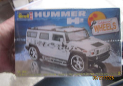 Revell HUMMER H2 California Wheels – #85-2867 – 1/25 scale -factory sealed