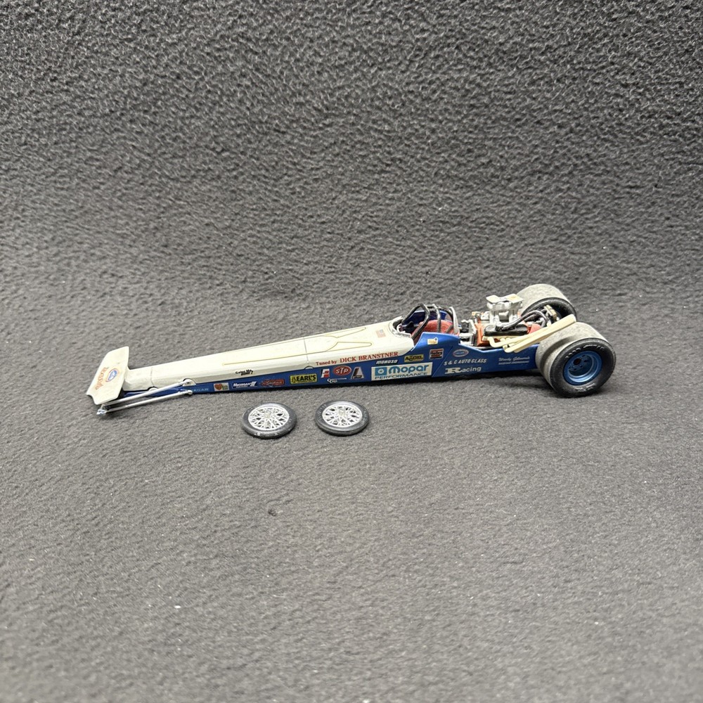 Revell Dragster Dick Branstner Mopar Model 1/25 Built MPC AMT Detailed Parts