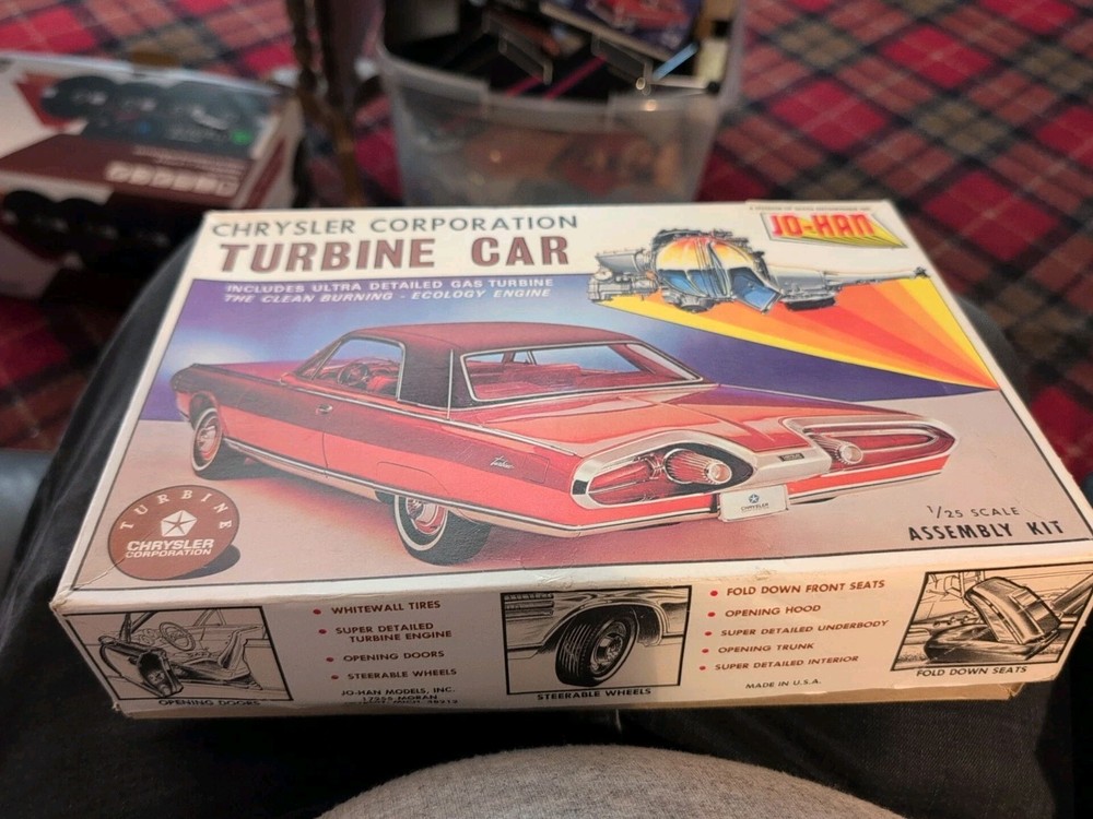 1/25 JO-HAN CHRYSLER TURBINE CAR #GC-300 VINTAGE CAR MODEL KIT *Open Box