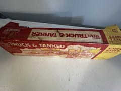 Ertl Thortons Semi Tanker Trailer 1:25 Scale
