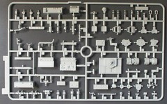 Dragon 1/35 Scale 8.8cm Pak 43 Waffentrager – Parts Tree D from Kit No. 6728