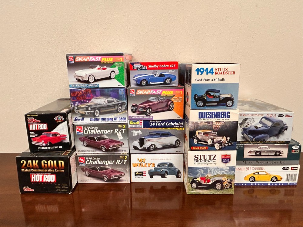 Revell Monogram AMT Testors, Etc. Model Kits Lot – Variety – See Description