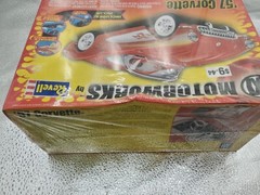 Revell Motorworks ’57 Corvette Model Kit #85-1254 unopened dented Box