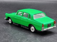 Norev 1:43 Scale Lancia Flaminia – Green Plastic – Made in France