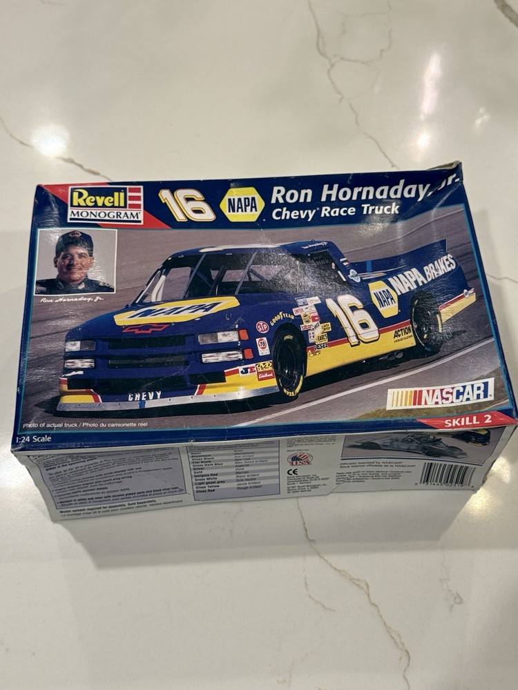 Revell Monogram #16 NAPA Ron Hornaday Jr. Chevy Race Truck model kit 1997