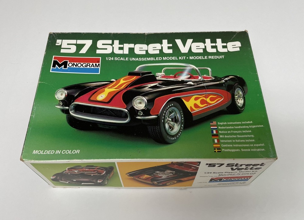 Monogram 1/24 ’57 Street Vette, 1957 Corvette, vintage, NO DECALS