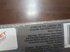AMT 1972 Chevy Fleetside C10 Pickup 1/25 Scale Model Kit
