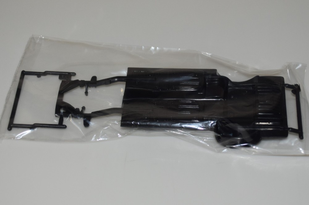 AMT 1967 SHELBY GT-350 834M/12 ⭐PARTS⭐ CHASSIS SUB-ASSEMBLY 1:25