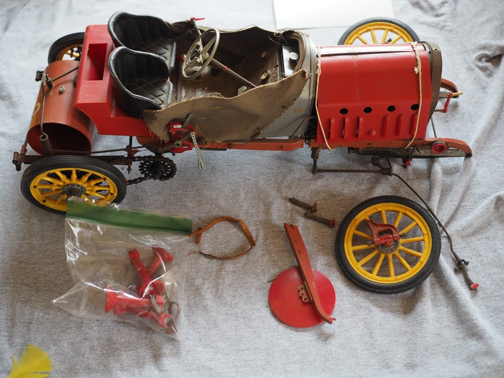 Pocher 1907 Fiat Partially Built Model – Parts