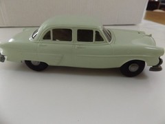 HUBLEY 1952, FORD 4-DR. SEDAN, MINT GREEN, Promo Model Car