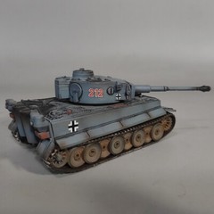 1/72 Scale WWII German Tiger Tank With German Army Logo Grey Color Model NEW