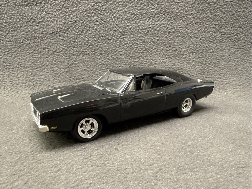 MPC ’69 Dodge Charger R/T Drag Car Plastic Built 1/25 Model Hemi Car Black