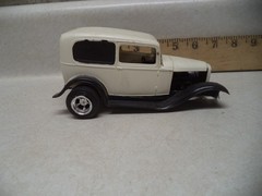 1932 Ford Tudor Sedan Street Rod Model for Junkyard Parts or Repair